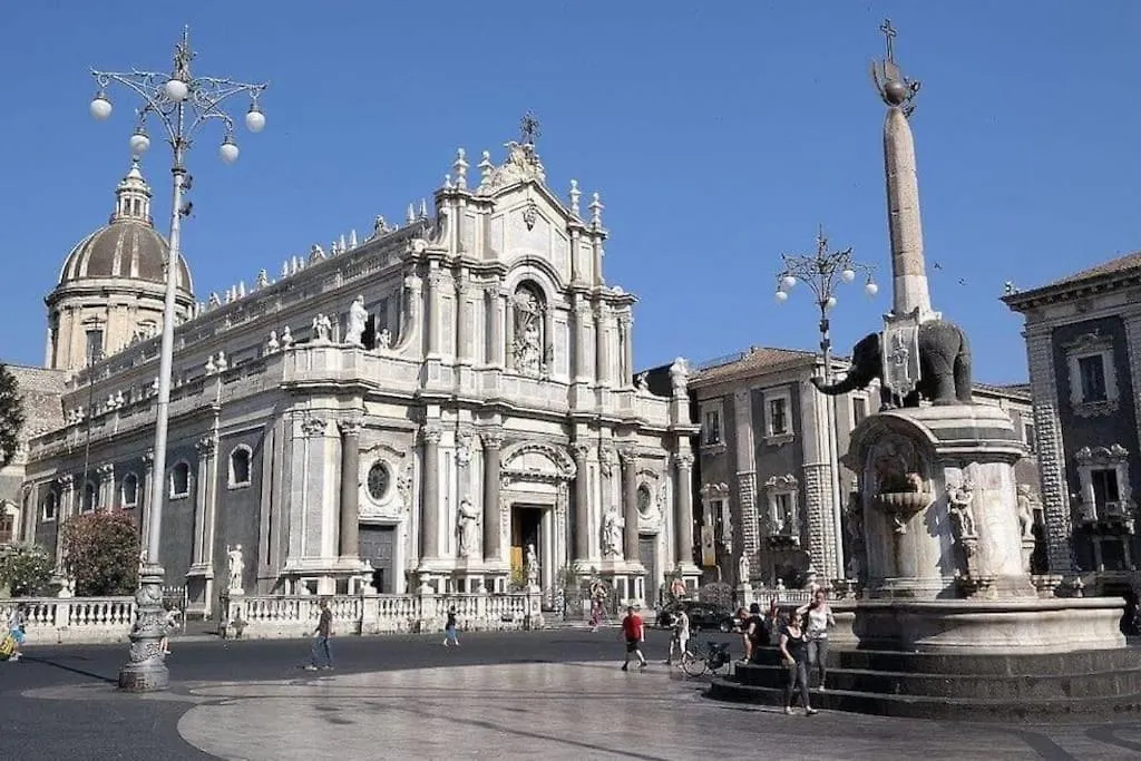 Appartamento Casa D'Amico Al Duomo Aeroporto di Catania Fontana Rossa Italia