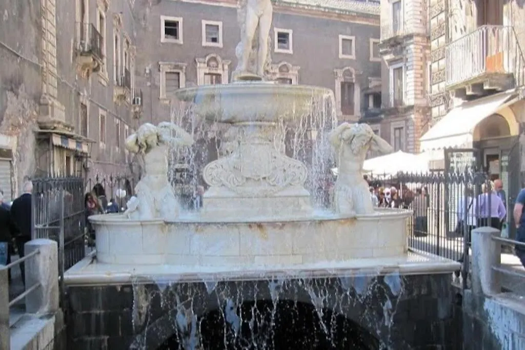 Appartamento Casa D'Amico Al Duomo Aeroporto di Catania Fontana Rossa 0*,