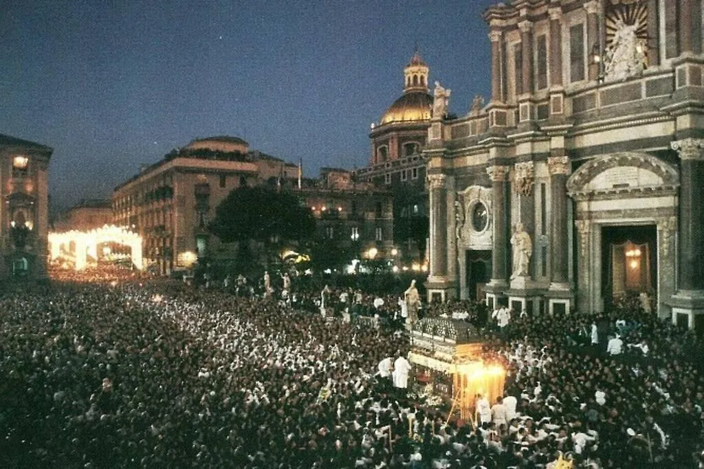 Appartamento Casa D'Amico Al Duomo Aeroporto di Catania Fontana Rossa